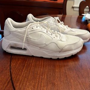 Women’s Nike Air Max sneaker all white size 11
